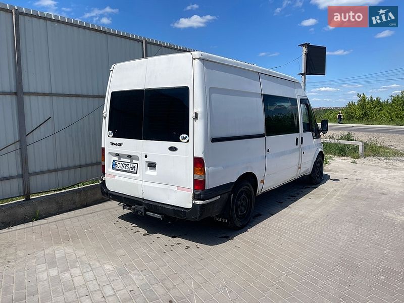 Микровэн Ford Transit 2000 в Новояворовске