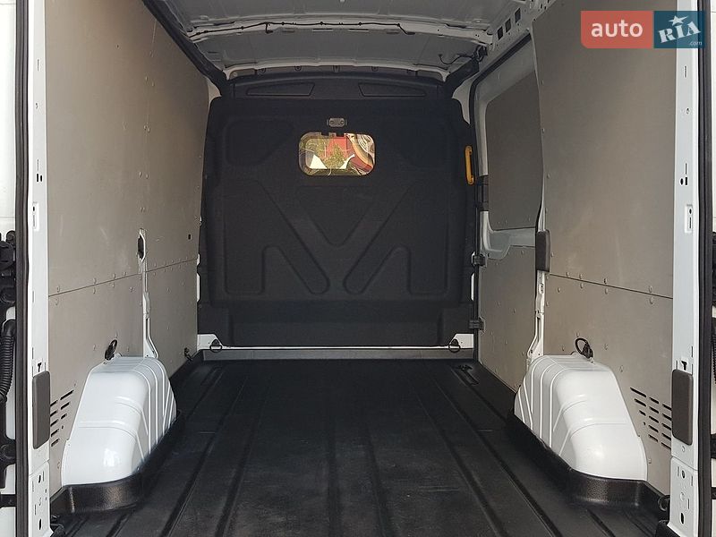 Вантажний фургон Ford Transit 2021 в Вінниці
