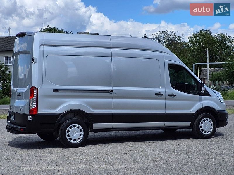 Вантажний фургон Ford Transit 2021 в Дубні