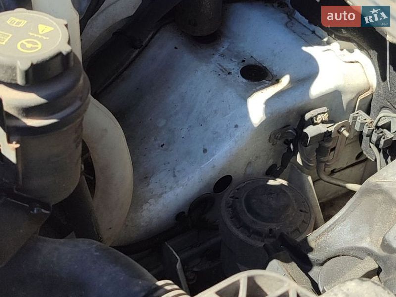 Вантажний фургон Ford Transit 2015 в Кореці
