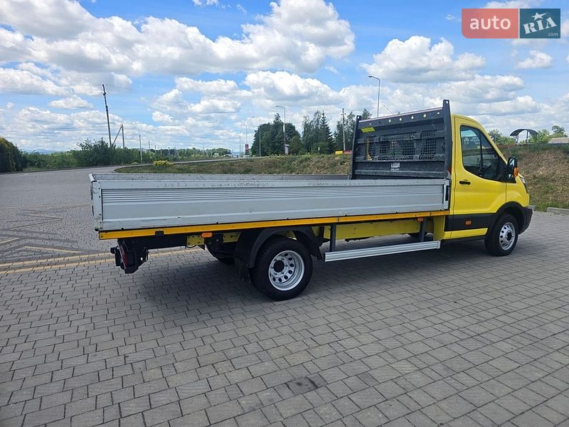 Борт Ford Transit 2017 в Стрию