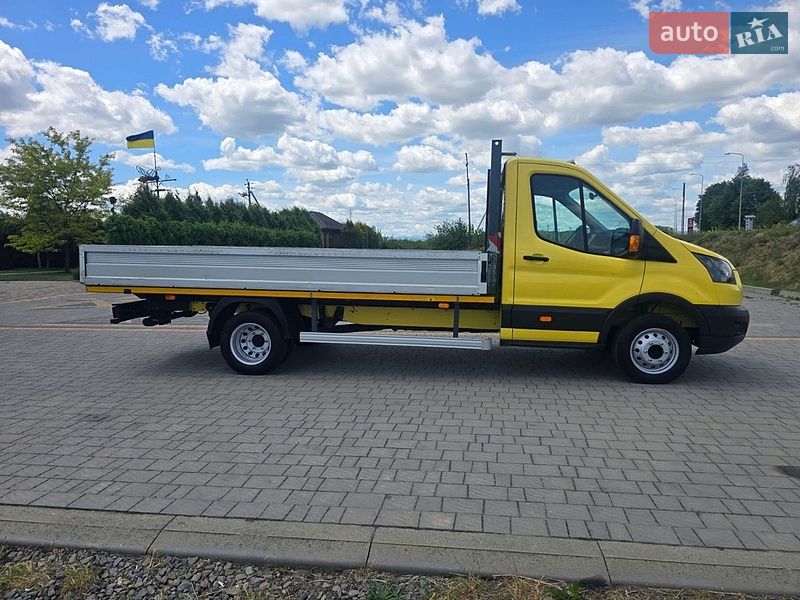 Борт Ford Transit 2017 в Стрию