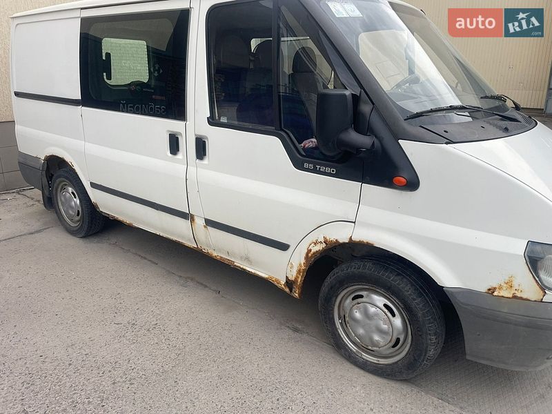 Грузопассажирский фургон Ford Transit 2003 в Львове