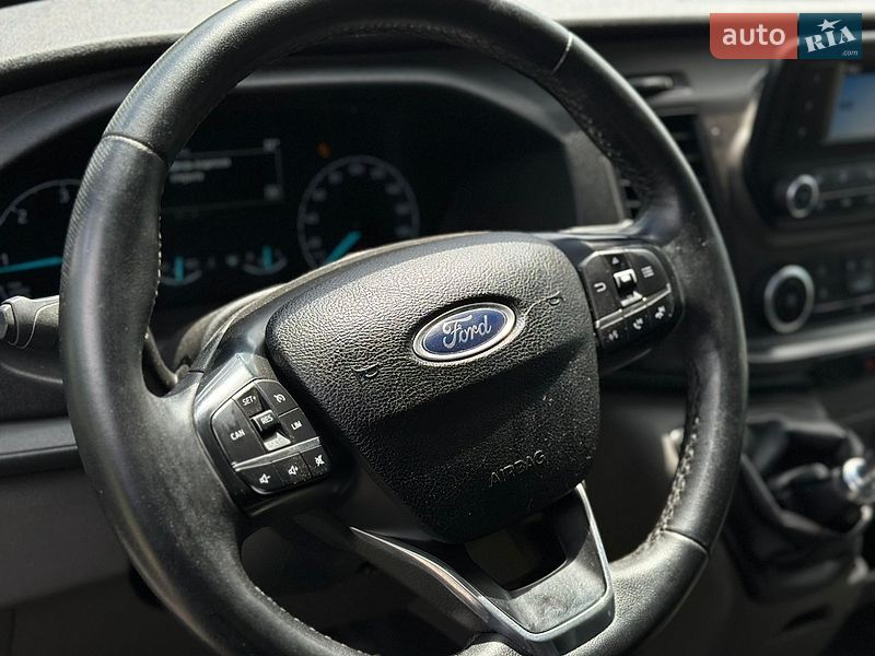 Грузовой фургон Ford Transit 2019 в Николаеве