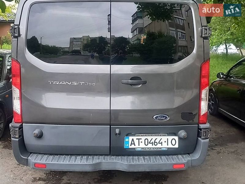 Пригородный автобус Ford Transit 2015 в Калуше