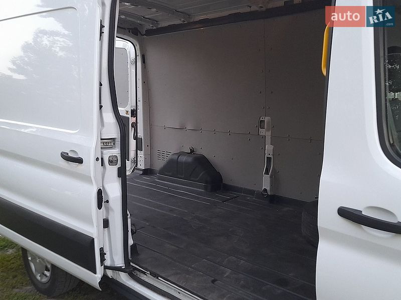 Мікроавтобус вантажний (до 3,5т) Ford Transit 2019 в Черкасах