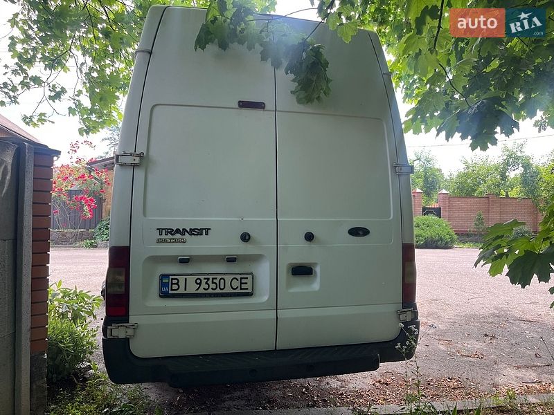 Вантажопасажирський фургон Ford Transit 2011 в Полтаві