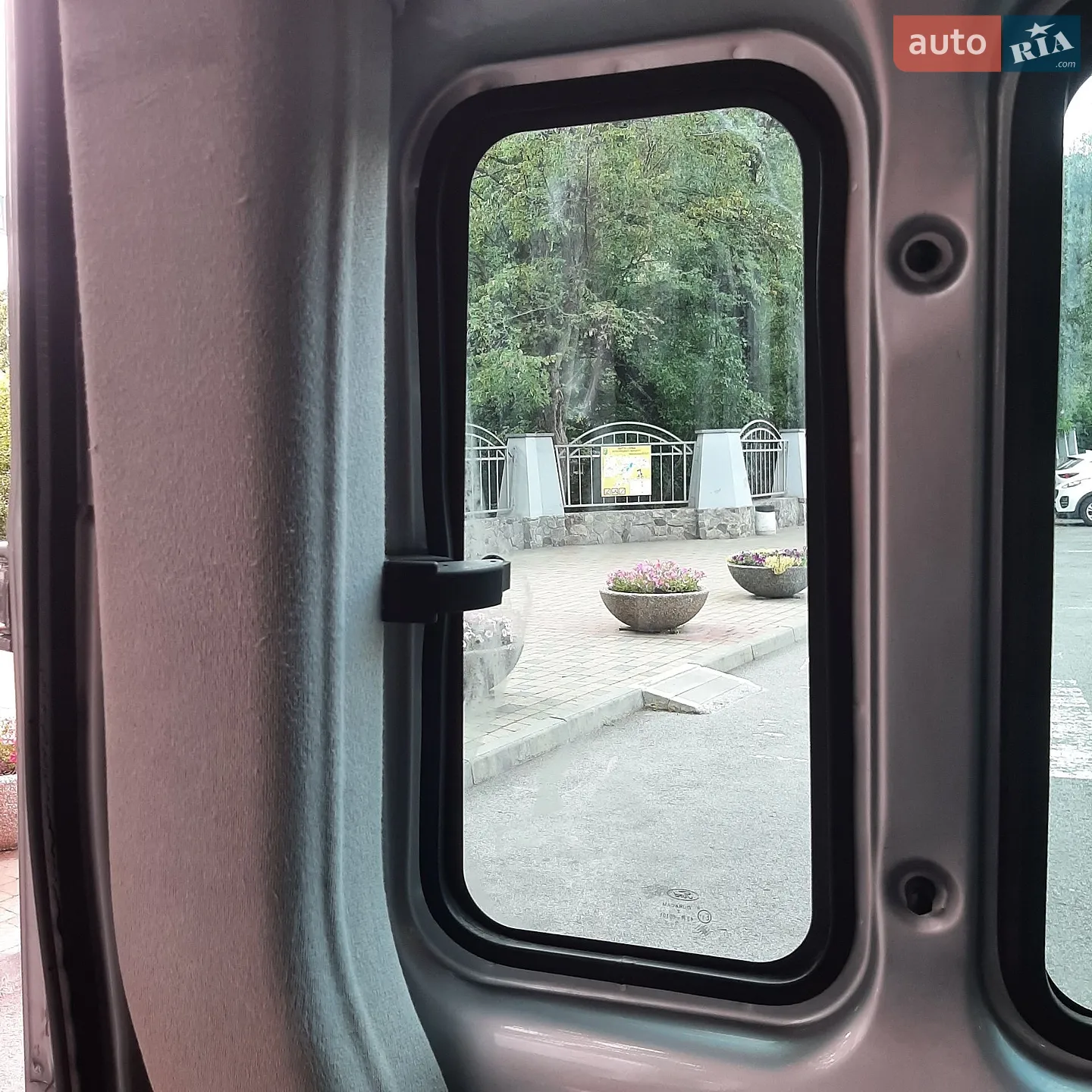 2013 Ford Transit Connect - мініатюра 39