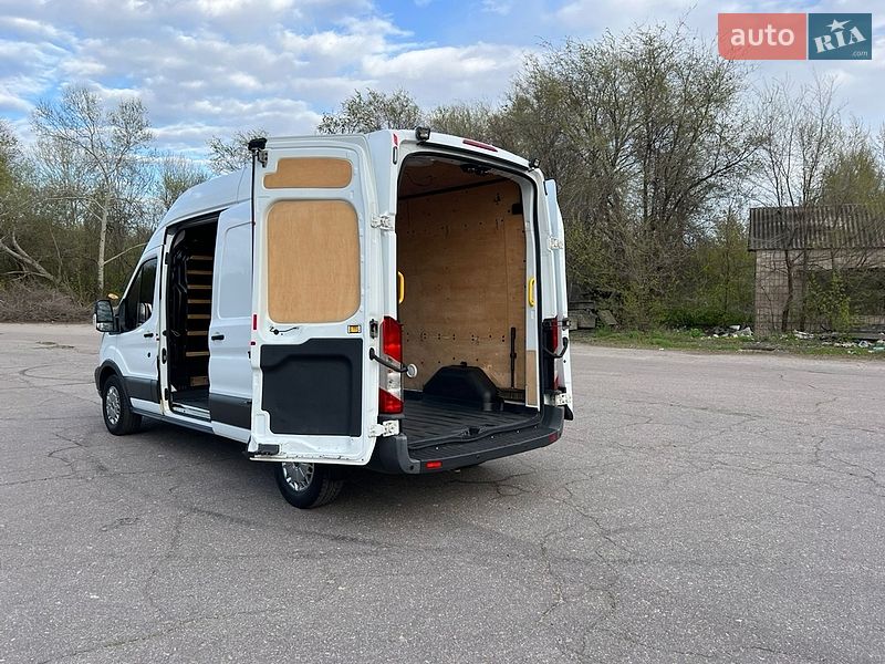 Микроавтобус грузовой (до 3,5т) Ford Transit 2016 в Мироновке фото 68 Микроавтобус грузовой (до 3,5т) Ford Transit 2016 в Мироновке