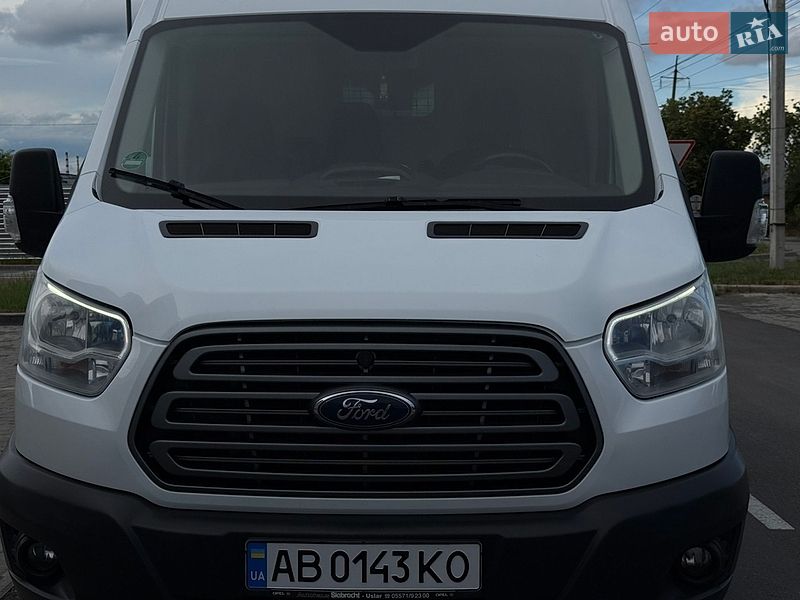 Грузовой фургон Ford Transit 2014 в Виннице