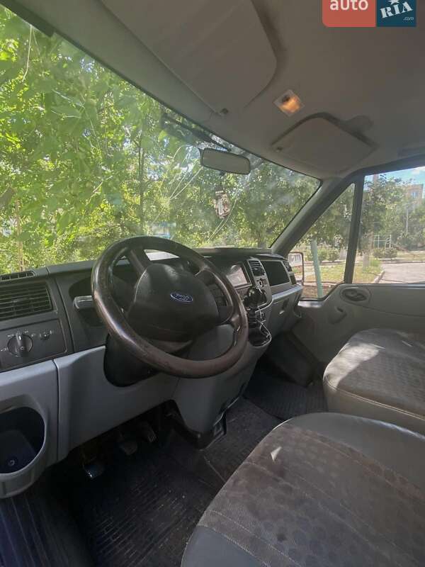 Минивэн Ford Transit 2007 в Никополе