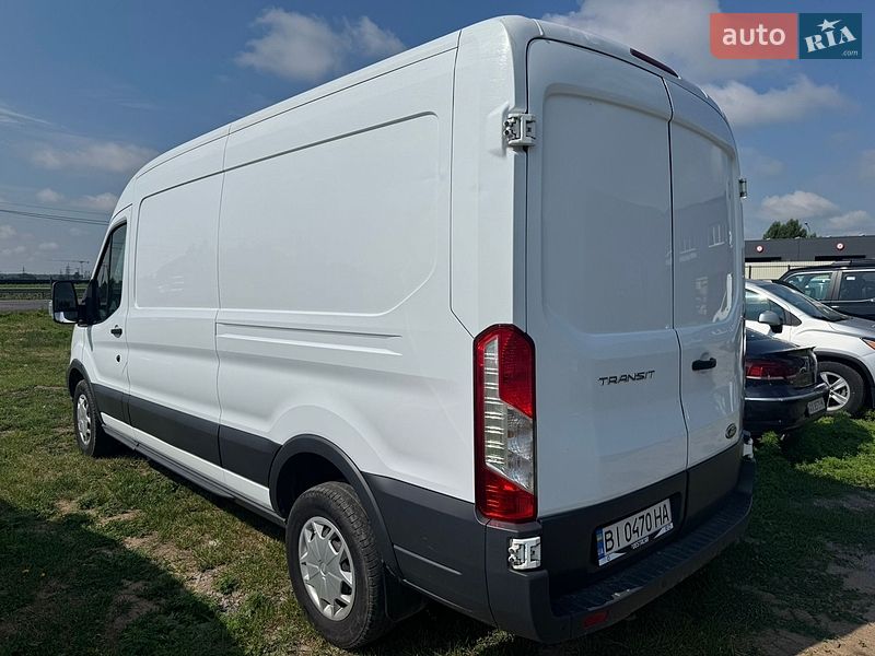 Вантажопасажирський фургон Ford Transit 2015 в Полтаві