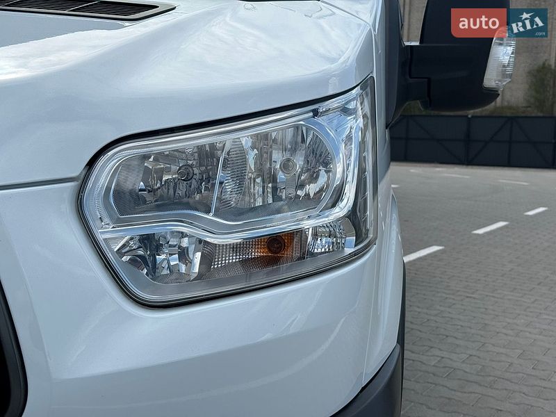 Грузовой фургон Ford Transit 2018 в Дубно