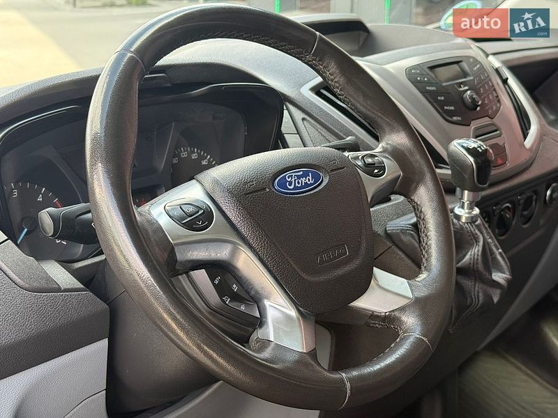 Грузовой фургон Ford Transit 2018 в Дубно