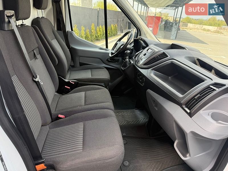 Грузовой фургон Ford Transit 2018 в Дубно