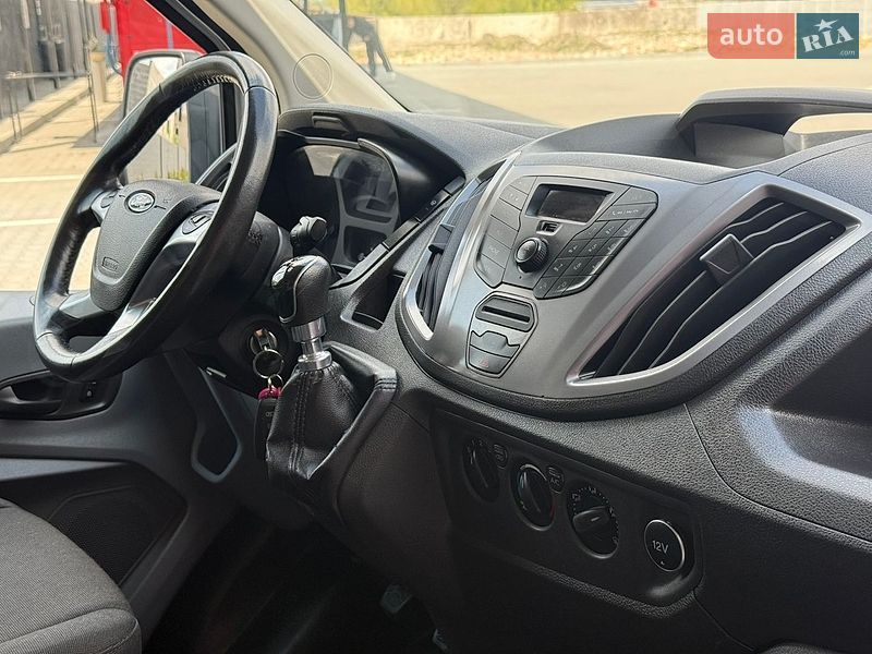 Грузовой фургон Ford Transit 2018 в Дубно