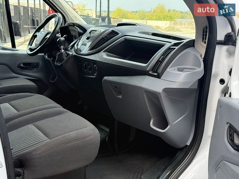 Грузовой фургон Ford Transit 2018 в Дубно