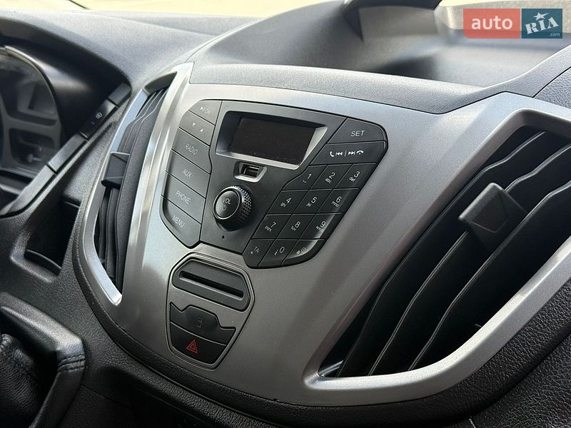 Грузовой фургон Ford Transit 2018 в Дубно