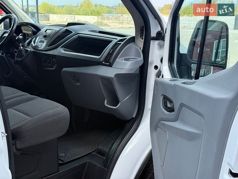 Грузовой фургон Ford Transit 2018 в Дубно