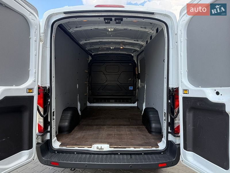 Грузовой фургон Ford Transit 2018 в Дубно