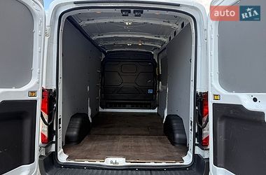Грузовой фургон Ford Transit 2018 в Дубно