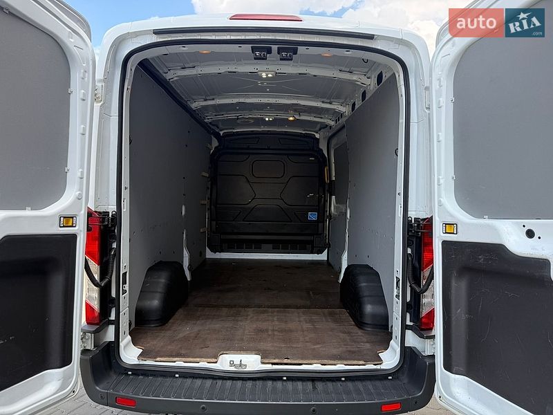 Грузовой фургон Ford Transit 2018 в Дубно