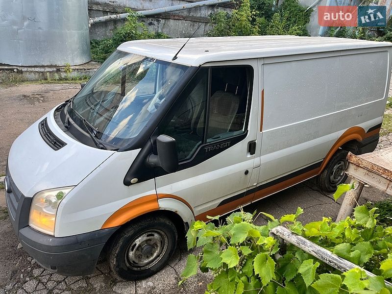 Грузовой фургон Ford Transit 2012 в Харькове