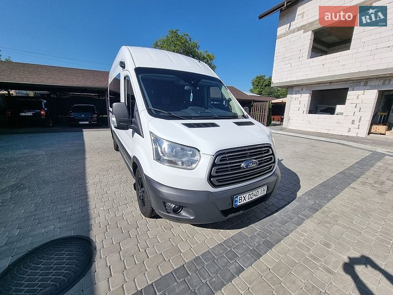 Минивэн Ford Transit 2015 в Староконстантинове