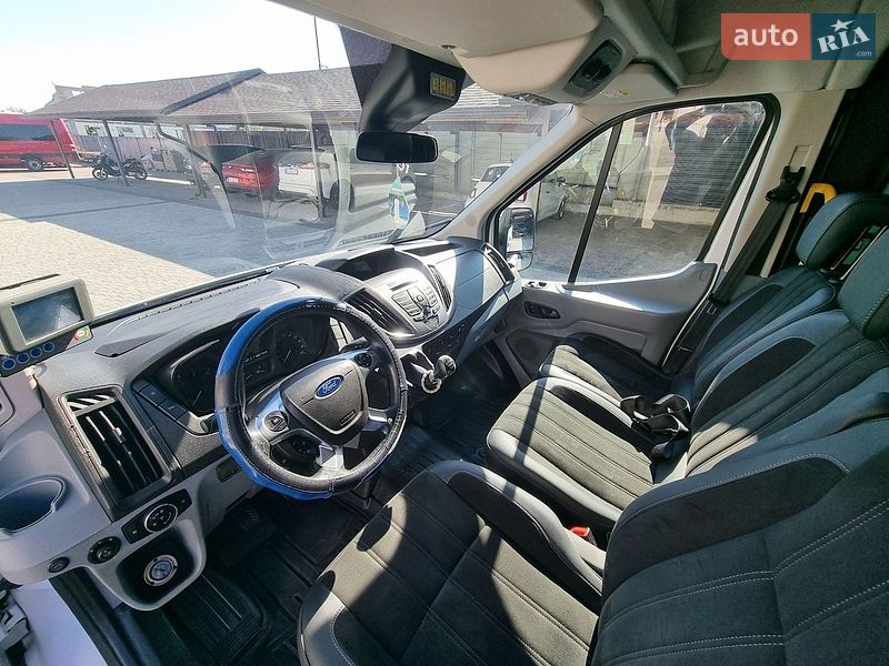 Минивэн Ford Transit 2015 в Староконстантинове