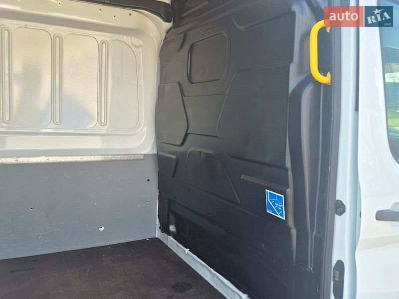 Мікроавтобус вантажний (до 3,5т) Ford Transit 2018 в Ковелі