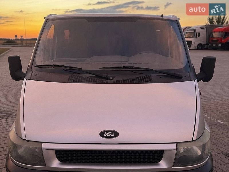 Мікровен Ford Transit 2003 в Радивиліві