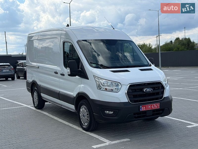 Грузовой фургон Ford Transit 2019 в Ирпене