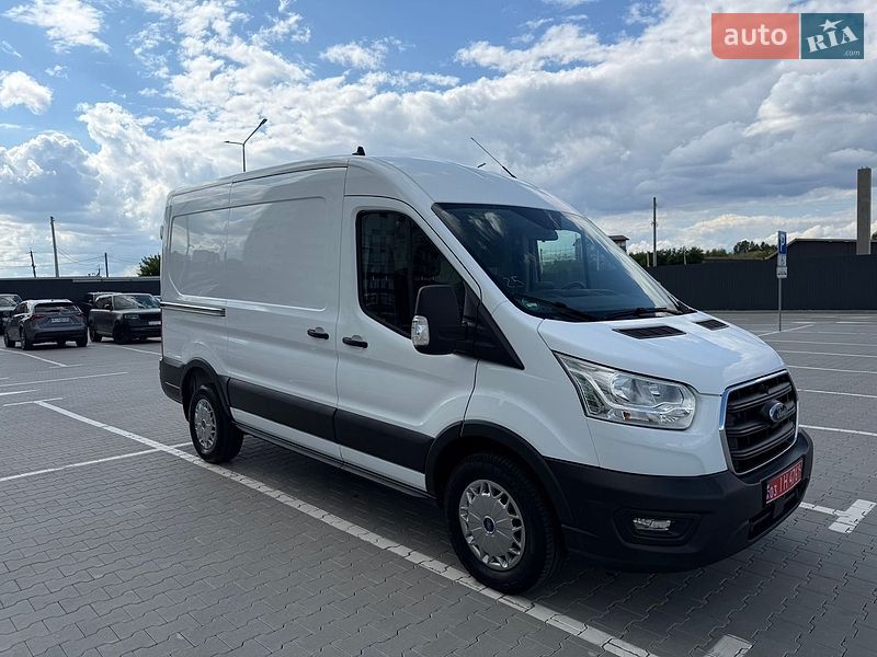 Грузовой фургон Ford Transit 2019 в Ирпене