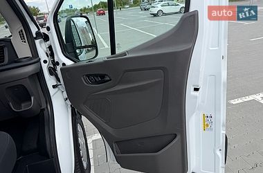 Грузовой фургон Ford Transit 2019 в Ирпене