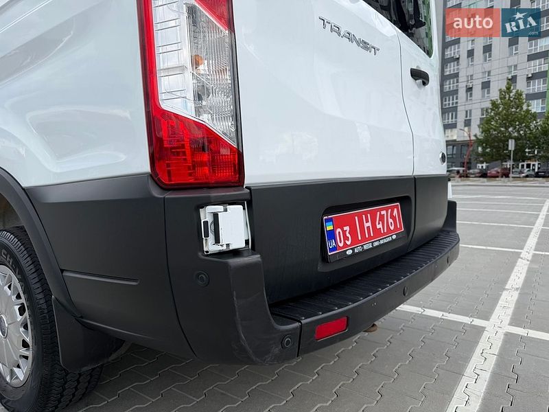 Грузовой фургон Ford Transit 2019 в Ирпене