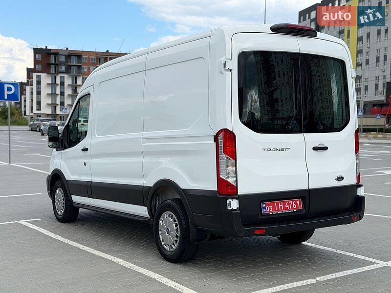 Грузовой фургон Ford Transit 2019 в Ирпене