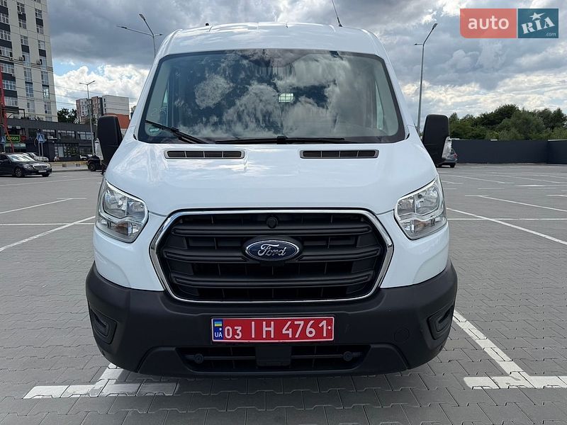 Грузовой фургон Ford Transit 2019 в Ирпене