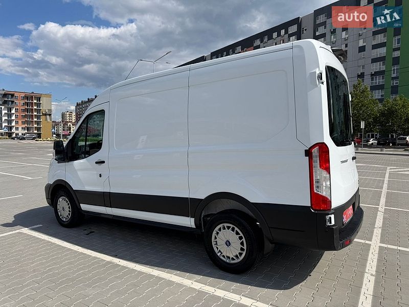 Грузовой фургон Ford Transit 2019 в Ирпене