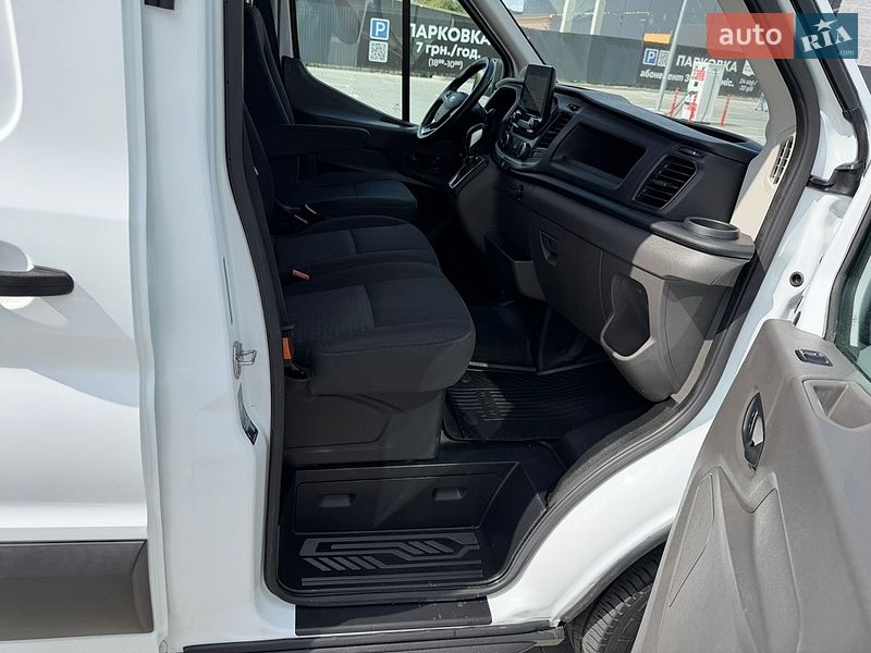 Грузовой фургон Ford Transit 2019 в Ирпене