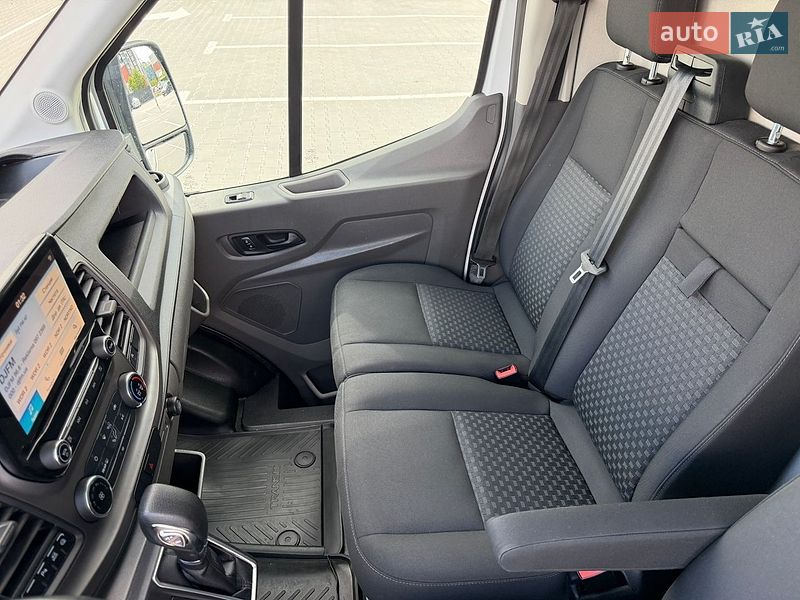 Грузовой фургон Ford Transit 2019 в Ирпене