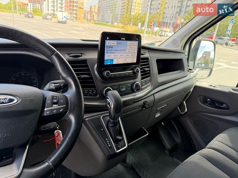 Грузовой фургон Ford Transit 2019 в Ирпене