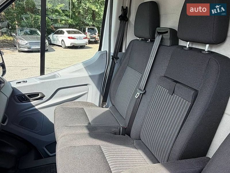 Мінівен Ford Transit 2017 в Києві фото 22 Мінівен Ford Transit 2017 в Києві