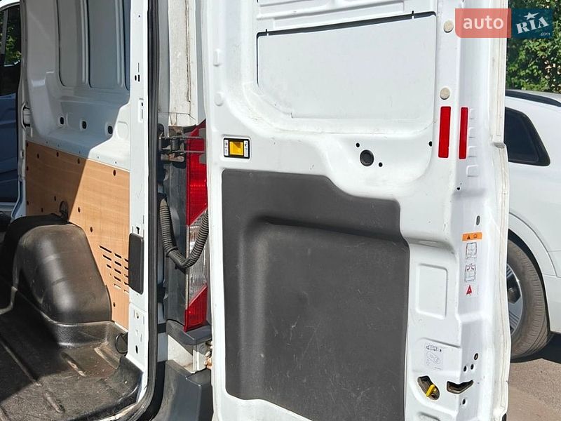 Мікроавтобус вантажний (до 3,5т) Ford Transit 2018 в Полтаві