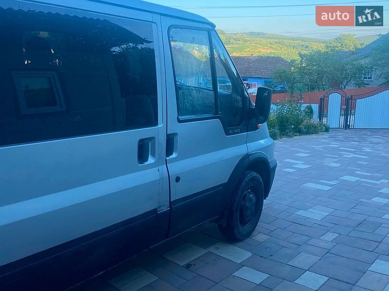 Мінівен Ford Transit 2006 в Чернівцях