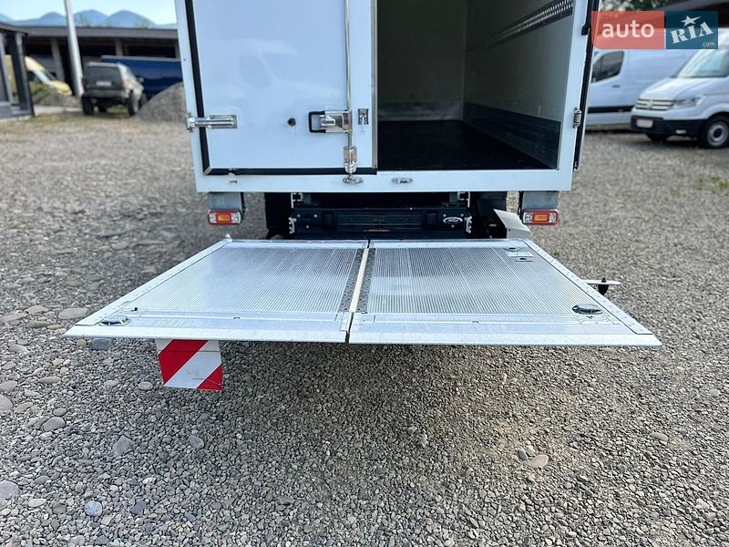 Грузовой фургон Ford Transit 2021 в Хусте