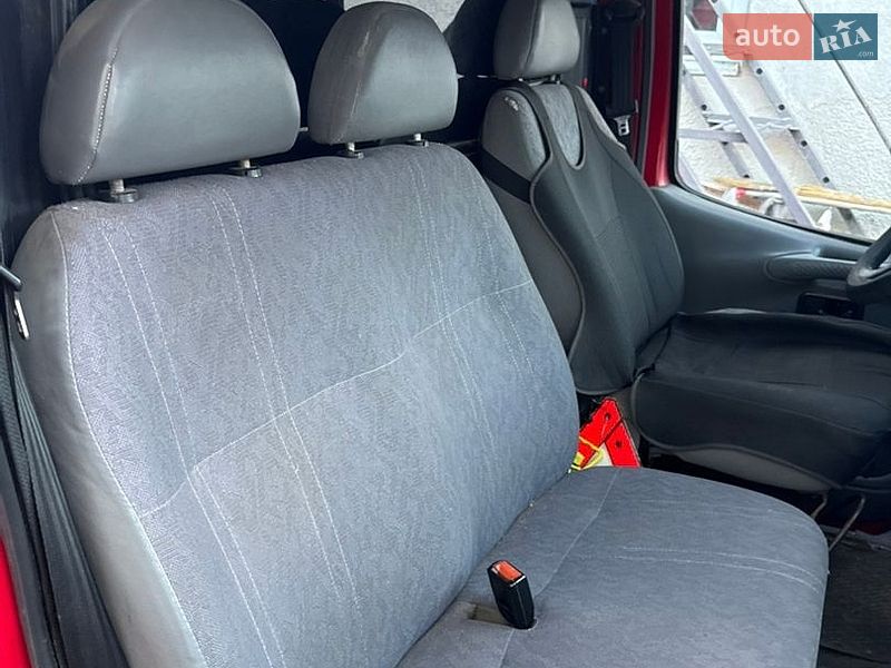Вантажний фургон Ford Transit 1999 в Івано-Франківську