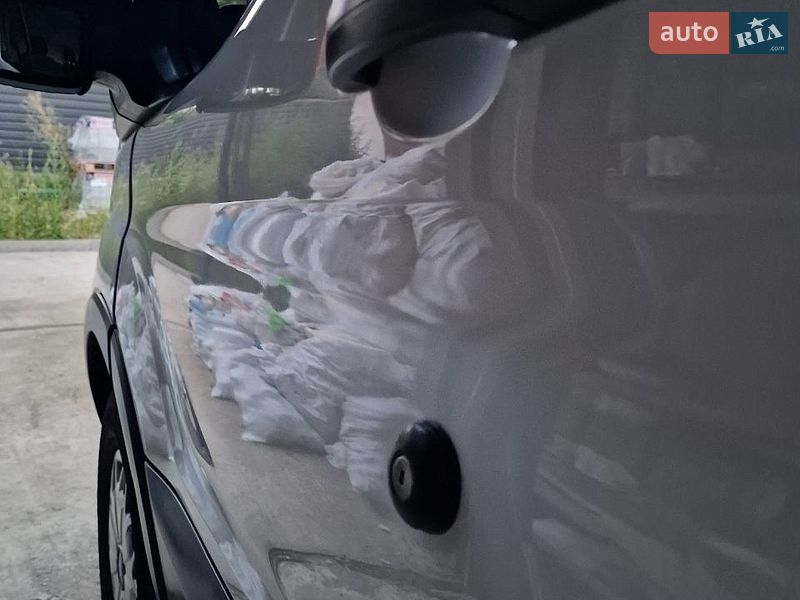 Вантажопасажирський фургон Ford Transit 2016 в Києві