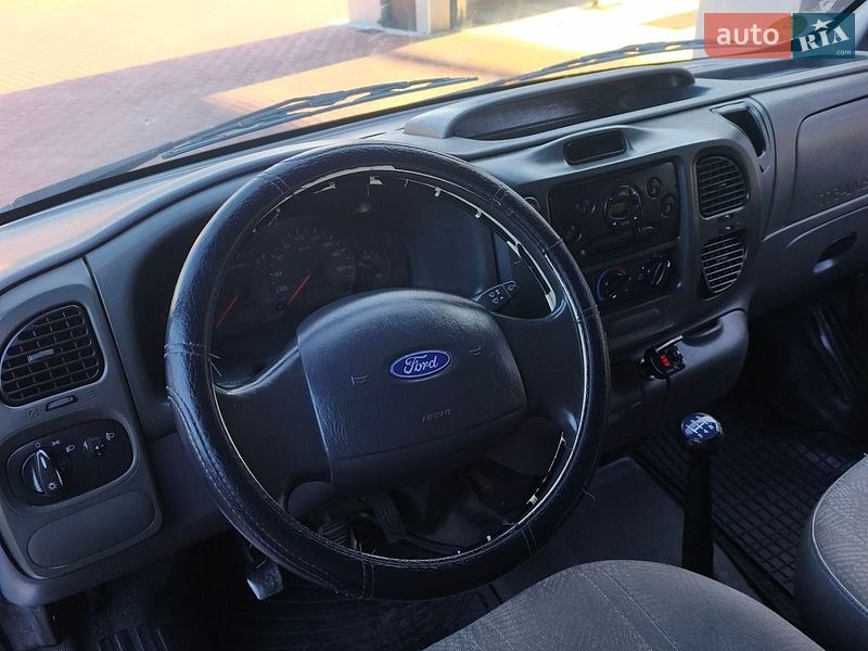 Мікровен Ford Transit 2004 в Сарнах