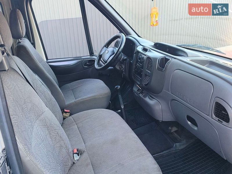 Мікровен Ford Transit 2004 в Сарнах