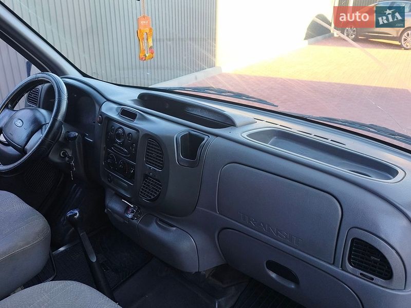 Мікровен Ford Transit 2004 в Сарнах